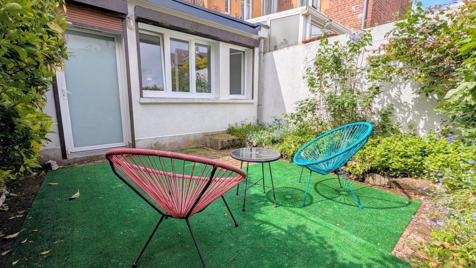 Stockholm- Studio Serenite Avec Jardin Charleville-Mézières エクステリア 写真